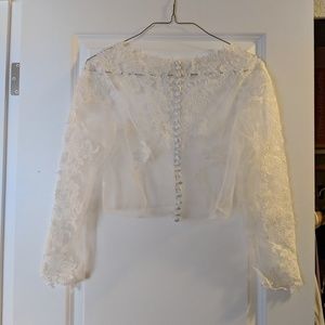 Wedding dress lace topper